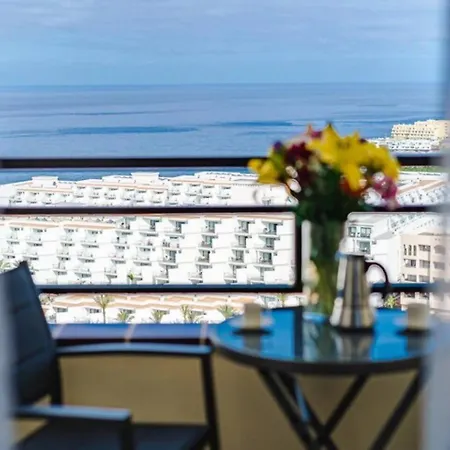 Luxurious And Spacious Costa Adeje (Tenerife)