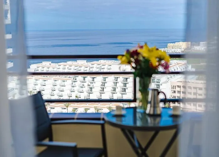 Luxurious And Spacious 아데제